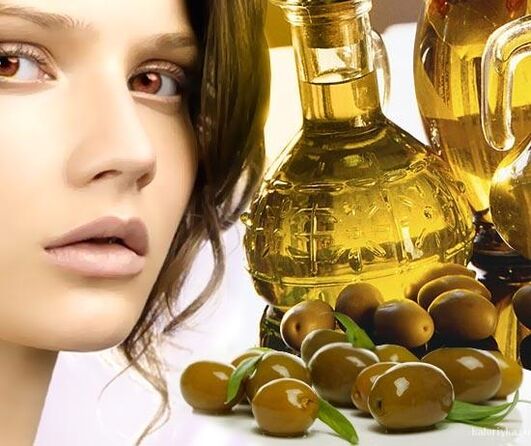 Olivenöl für eine verjüngende Gesichtsmaske
